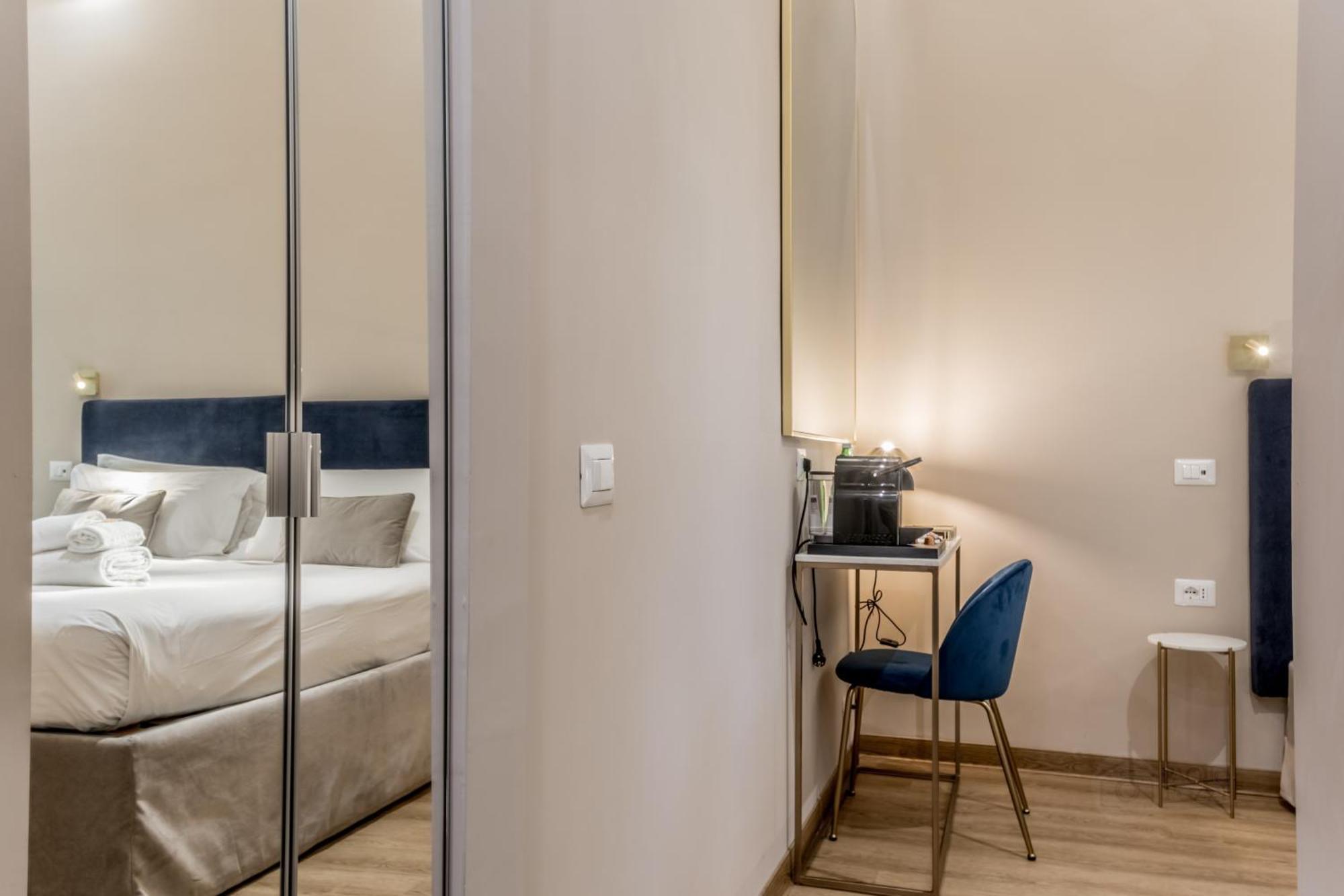Queen Of Rome Luxury Rooms Екстериор снимка
