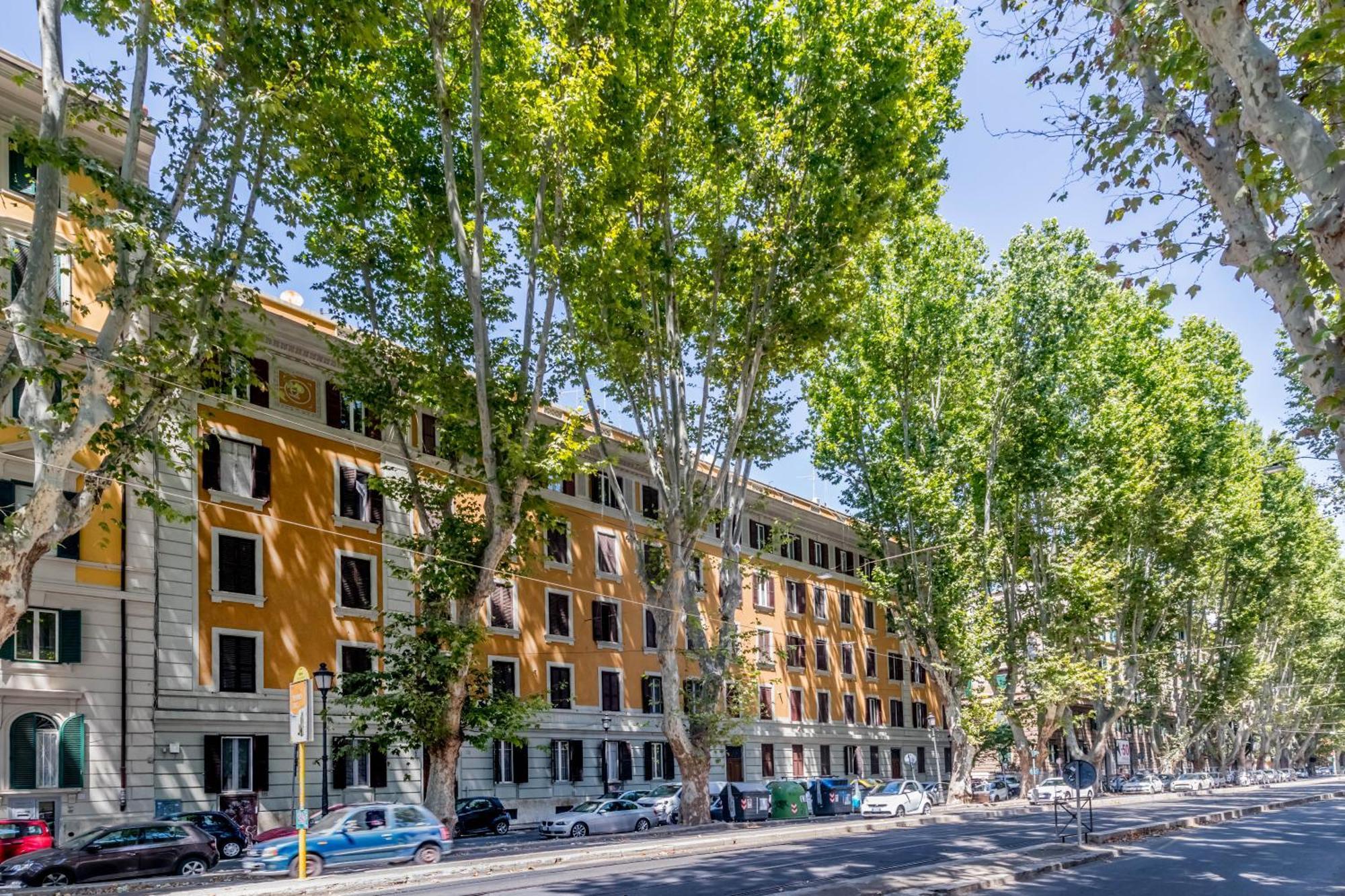 Queen Of Rome Luxury Rooms Екстериор снимка